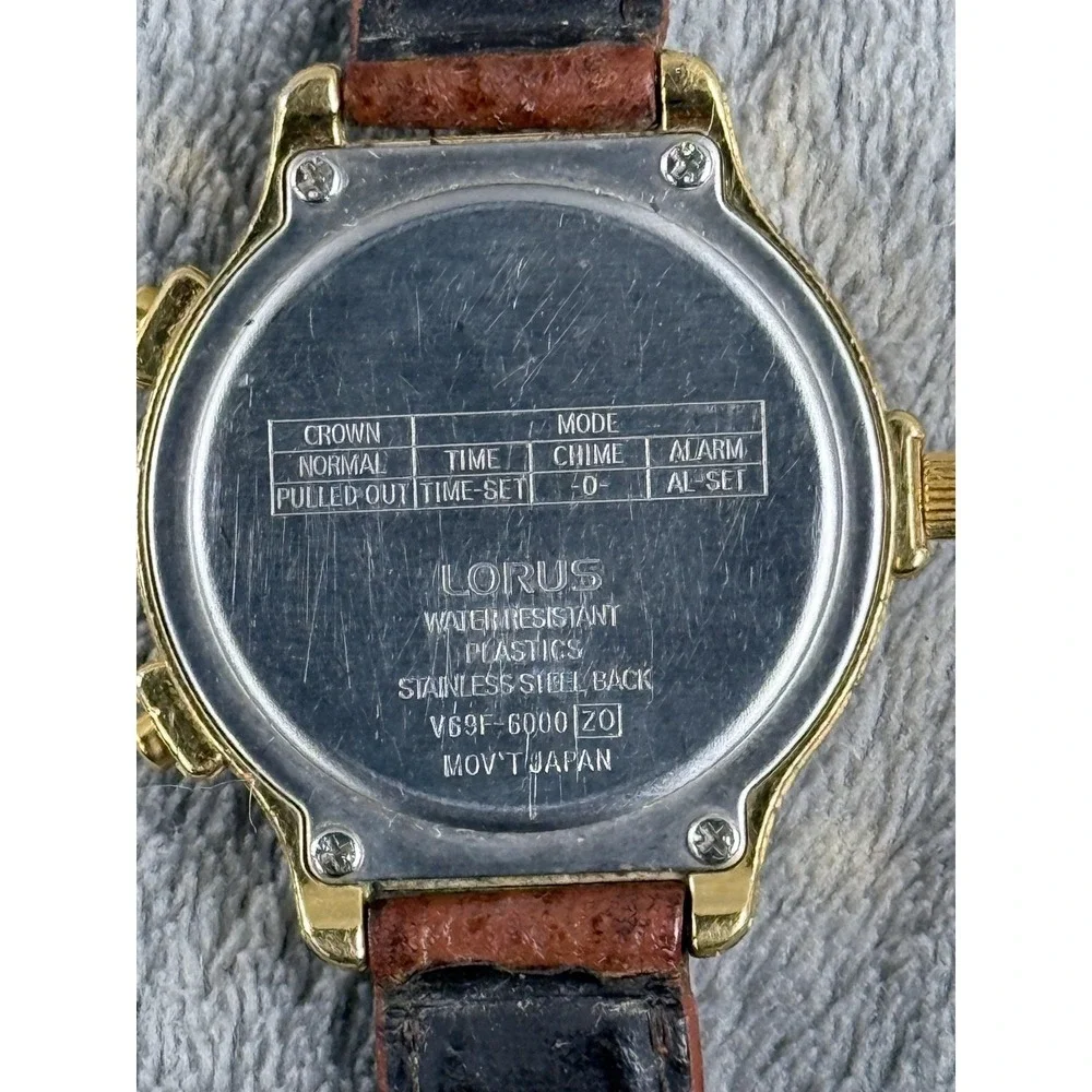 Vintage Lorus Mickey Mouse Alarm Chime Mens Watch Brown Leather Quartz V691-6000